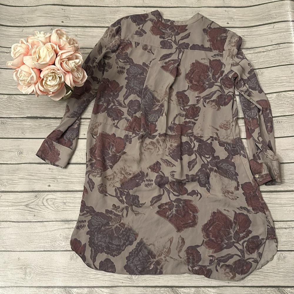 Wilfred (Aritzia) Light Grey Bossut Floral Silk Dress Size Small - Picture 9 of 9
